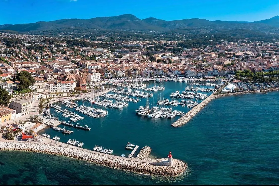Appartement T2 Port Et Plage A Pied Avec Parking Sanary-sur-Mer France